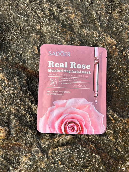 Mascarilla de rosas: el ritual floral que tu piel necesita para calmarse y brillar
